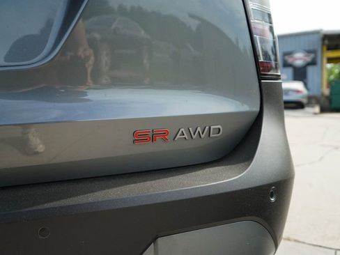 Used 2025 Nissan Kicks SR w/ SR Premium Package AWD/4WD image 14