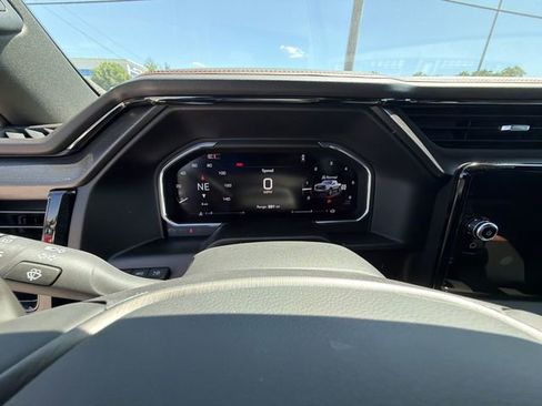 New 2026 GMC Sierra 1500 AT4 w/ AT4 Premium Package AWD/4WD image 13