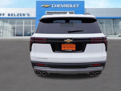 New 2026 Chevrolet Traverse LT w/ Driver Confidence Package image 4
