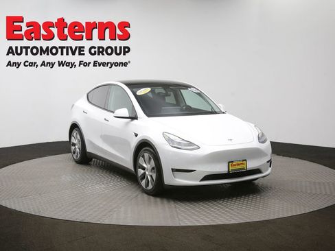 Used 2021 Tesla Model Y Long Range image 48