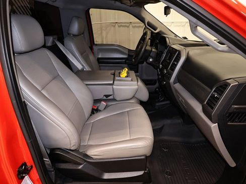 Certified 2017 Ford F550 4x4 Regular Cab Super Duty image 16