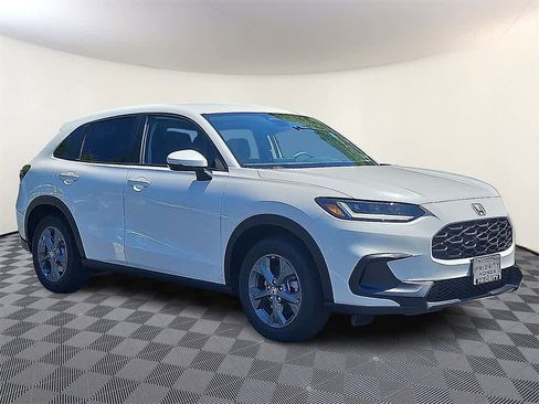 New 2026 Honda HR-V LX image 2