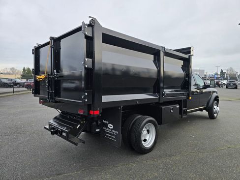 New 2026 RAM 5500 Tradesman w/ Chrome Appearance Group AWD/4WD image 4