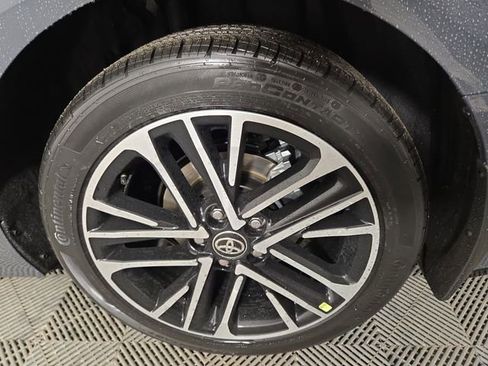 New 2026 Toyota Camry XLE image 12