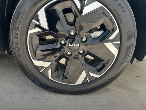Used 2023 Kia Niro Wind FWD image 27