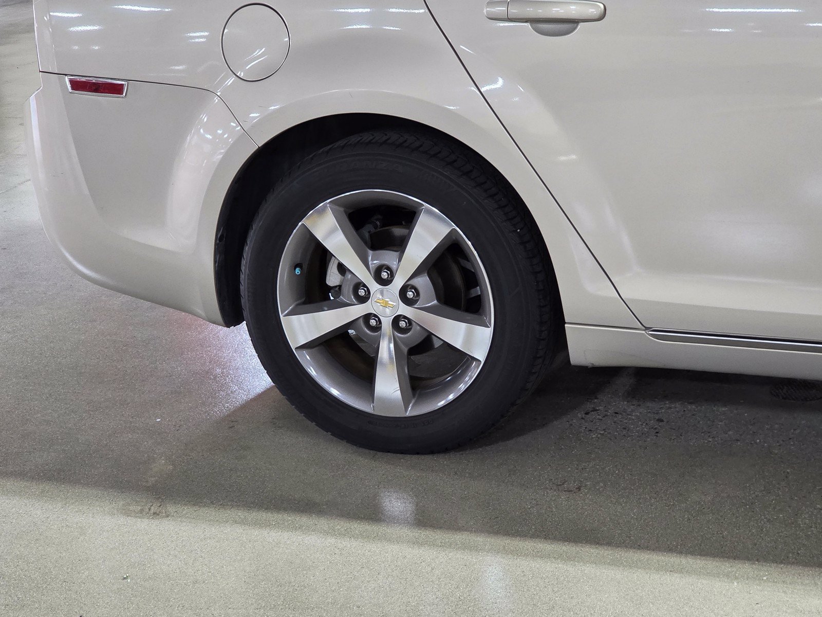 Used 2009 Chevrolet Malibu LT FWD image 9