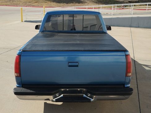 Used 1990 Chevrolet Silverado 1500 2WD Regular Cab image 11