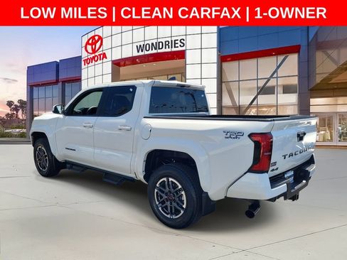 Used 2025 Toyota Tacoma TRD Sport AWD/4WD image 5