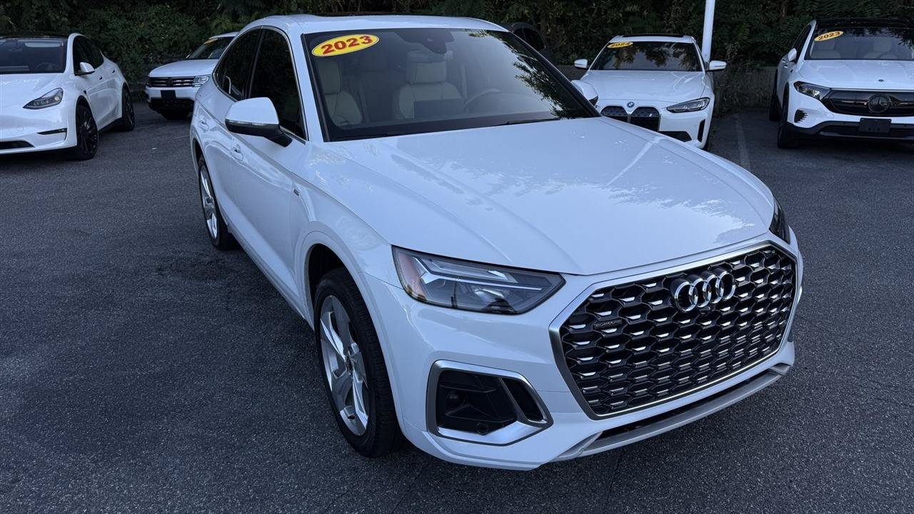 Used 2023 Audi Q5 2.0T Premium Plus w/ Premium Plus Package AWD/4WD image 22