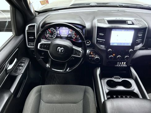 Used 2022 RAM 1500 Big Horn AWD/4WD image 14
