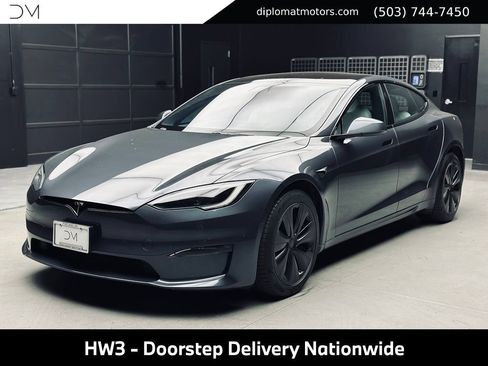 Used 2022 Tesla Model S Plaid AWD/4WD image 1