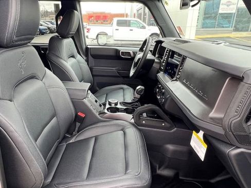 New 2025 Ford Bronco Badlands image 19