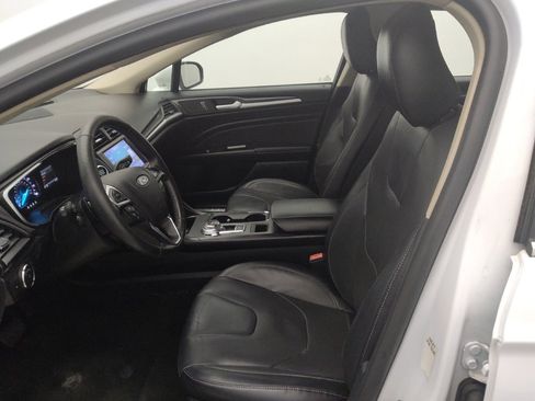 Used 2020 Ford Fusion Titanium AWD/4WD image 17