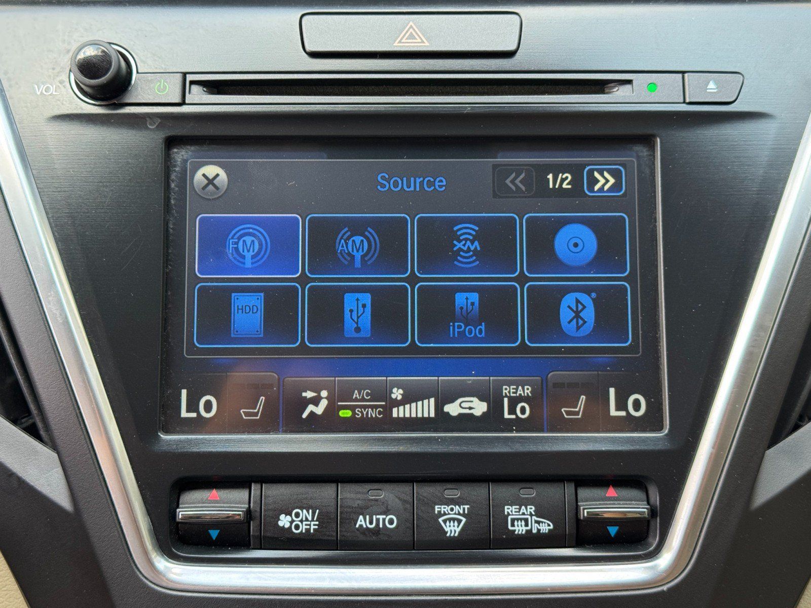 Used 2014 Acura MDX w/ Technology Package AWD/4WD image 28