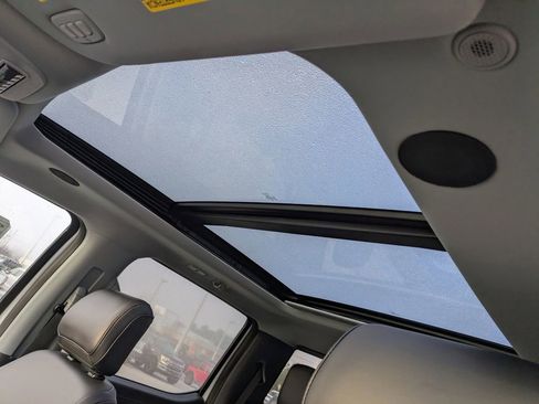 New 2025 Ford F250 Lariat w/ Lariat Ultimate Package image 16