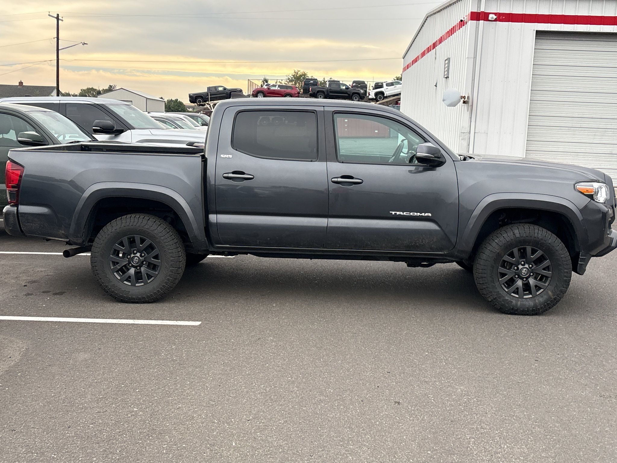 Certified 2022 Toyota Tacoma SR5 w/ Technology Package AWD/4WD image 7
