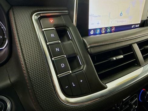 Used 2021 Chevrolet Suburban RST w/ Luxury Package image 19