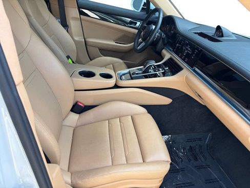 Used 2018 Porsche Panamera 4S AWD/4WD image 15
