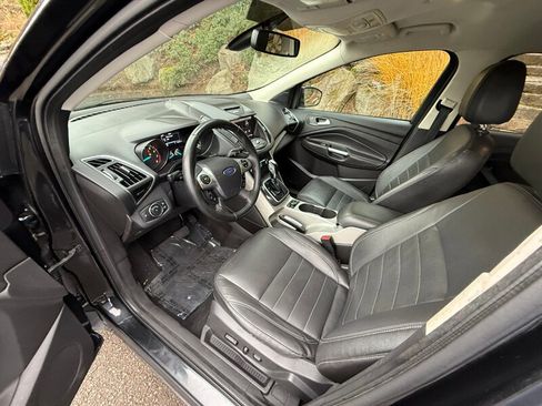 Used 2013 Ford Escape SEL image 9