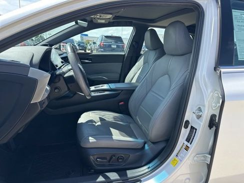 Certified 2021 Toyota Avalon Limited w/ Advanced Safety Package FWD image 10