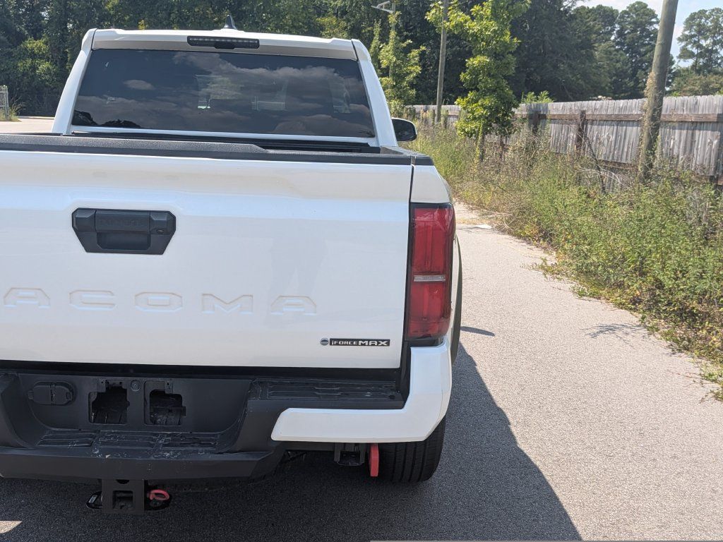 Used 2024 Toyota Tacoma TRD Off-Road AWD/4WD image 7