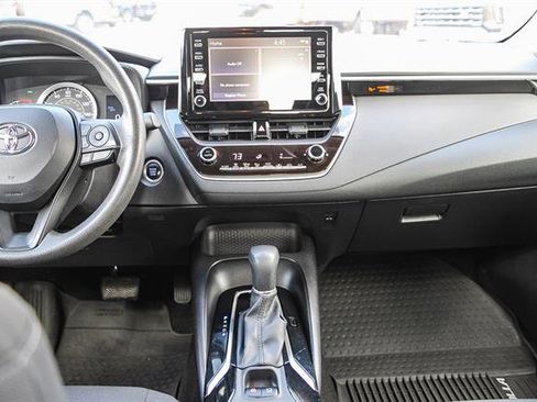 Used 2020 Toyota Corolla LE w/ LE Premium Package image 13