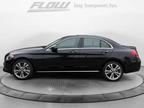 Used 2018 Mercedes-Benz C 300 4MATIC Sedan image 5