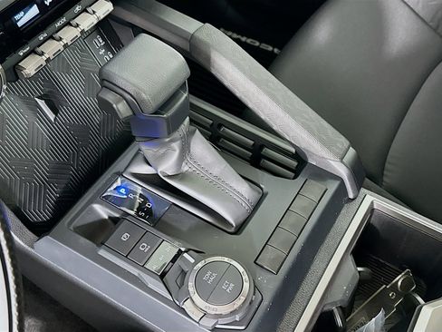 New 2026 Toyota Tacoma SR5 AWD/4WD image 17