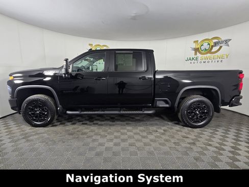 Certified 2022 Chevrolet Silverado 2500 LTZ w/ LTZ Plus Package image 4