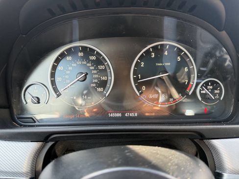 Used 2015 BMW 550i xDrive Sedan image 29