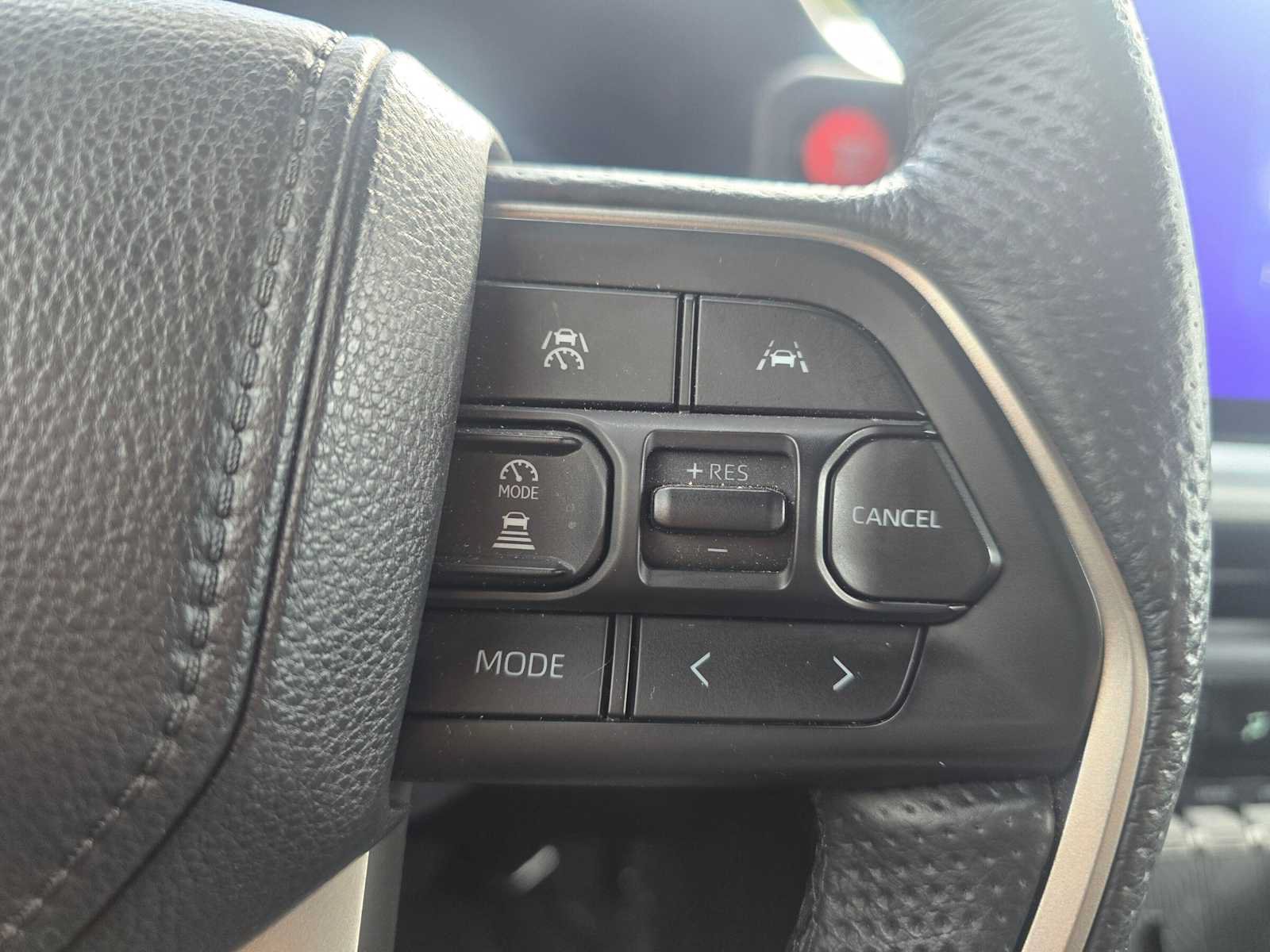 Used 2024 Toyota Tacoma TRD Off-Road w/ TRD Off Road Premium Package AWD/4WD image 30