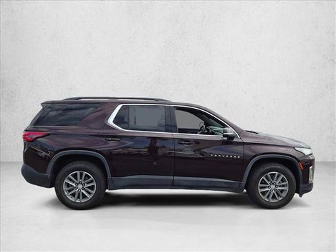 Used 2023 Chevrolet Traverse LT FWD image 4