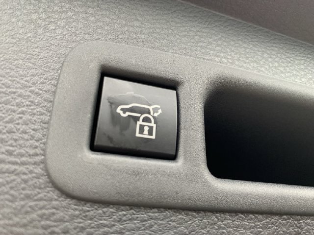 Used 2026 Toyota Sienna XSE AWD/4WD image 40