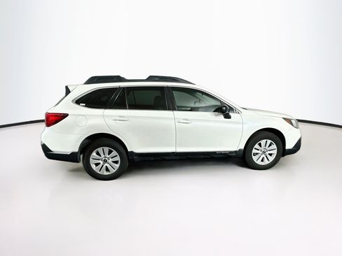Used 2018 Subaru Outback 2.5i AWD/4WD image 10