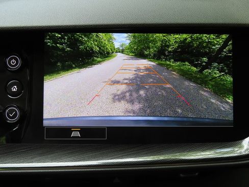 Used 2022 Buick Envision Preferred AWD/4WD image 5