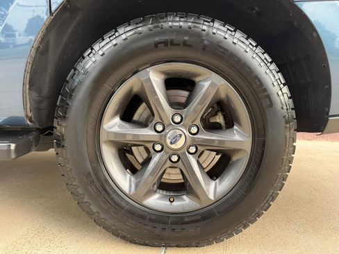 Used 2019 Ford Expedition Max XLT w/ Equipment Group 202A AWD/4WD image 28