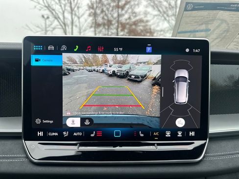 New 2026 Volkswagen Tiguan SE R-Line AWD/4WD image 18