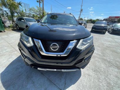 Used 2017 Nissan Rogue SL w/ SL Premium Package
