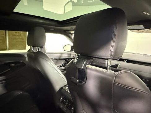 Certified 2023 Land Rover Range Rover Evoque R-Dynamic SE image 27