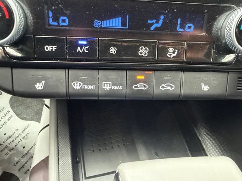 Used 2023 Hyundai Elantra SEL w/ Convenience Package FWD image 26