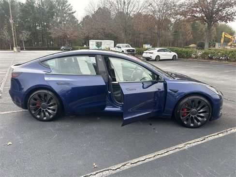 Used 2023 Tesla Model 3 Performance image 11