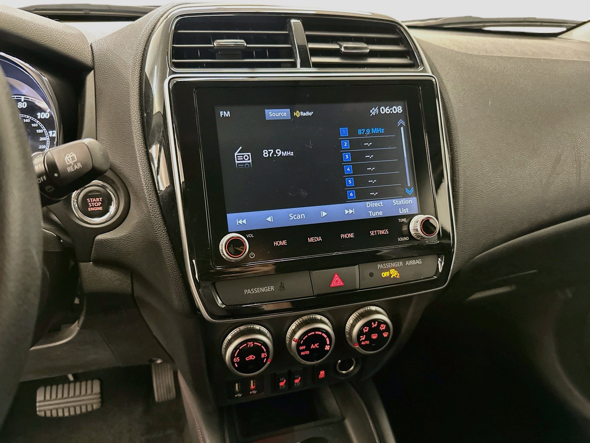 Used 2024 Mitsubishi Outlander Sport AWD image 25