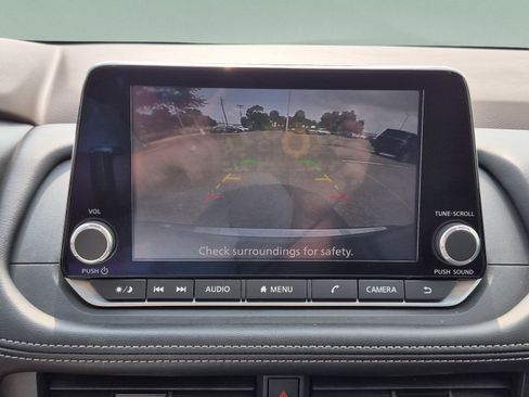Certified 2023 Nissan Rogue SV w/ SV Premium B Package FWD image 24