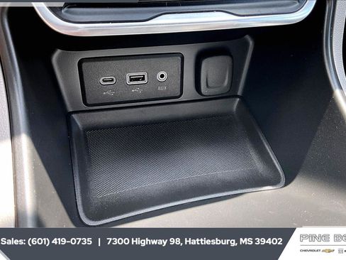 Used 2020 GMC Terrain SLE FWD image 26