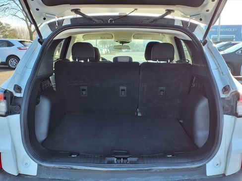 Used 2022 Ford Escape SE image 8