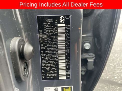 Used 2024 Toyota Corolla LE FWD image 34