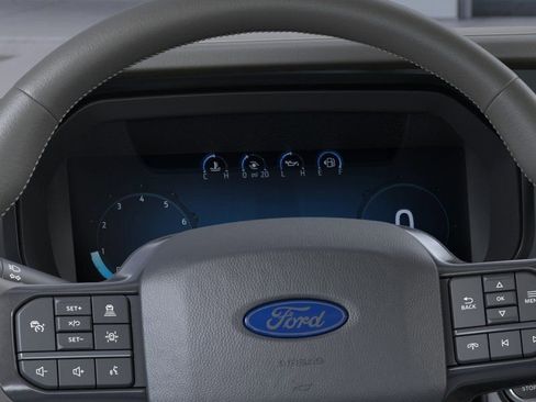 New 2026 Ford F150 Platinum w/ Equipment Group 703A Plus AWD/4WD image 14