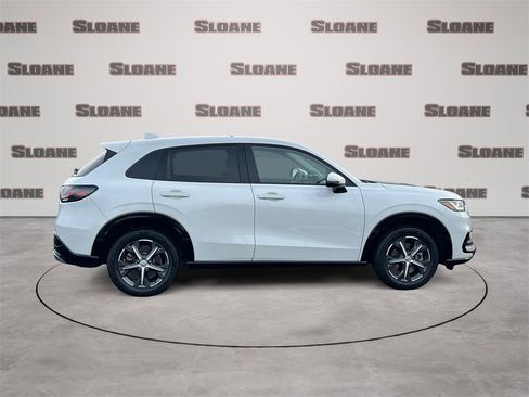 Certified 2024 Honda HR-V EX-L image 5