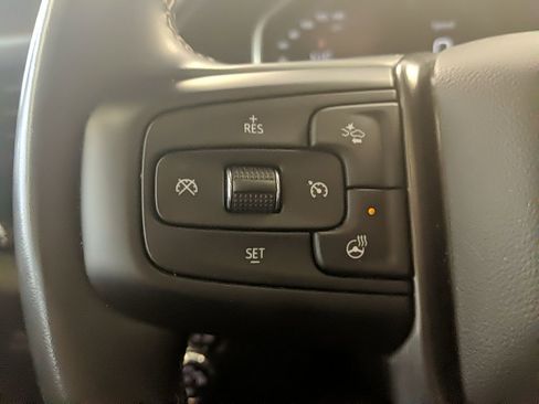 Used 2024 GMC Sierra 2500 AT4 w/ Technology Package image 18