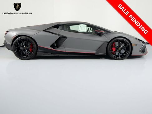 Used 2024 Lamborghini Revuelto AWD/4WD image 4
